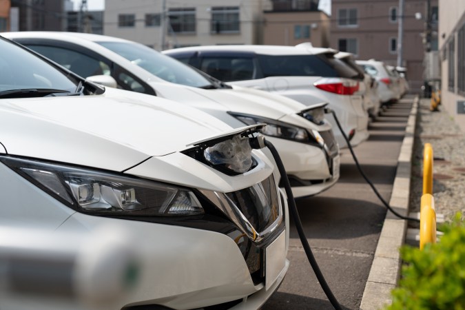 Carros eléctricos son la minoría en Europa