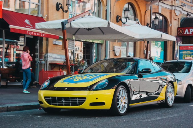 ¿Adiós al mal gusto? Ferrari pone límites