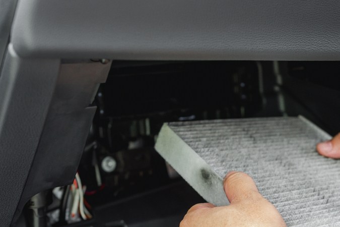 Humo en el aire acondicionado: causas y soluciones