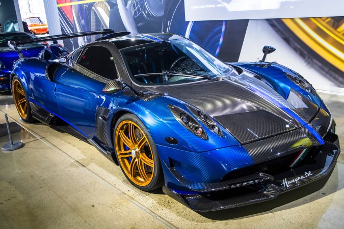 Cuánto cuesta un carro Pagani