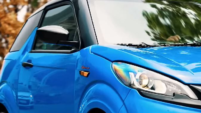 Ligier JS50: el mini auto con diseño de cupé y tecnología avanzada