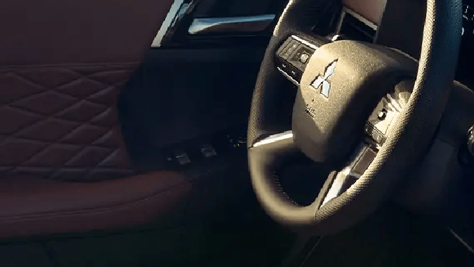 Mitsubishi Outlander 2025 especificaciones