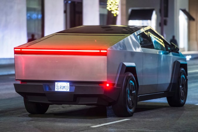 cybertruck reino unido prohibición