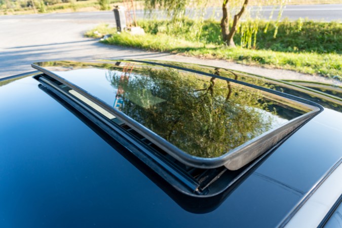 Qué es el sunroof en los autos