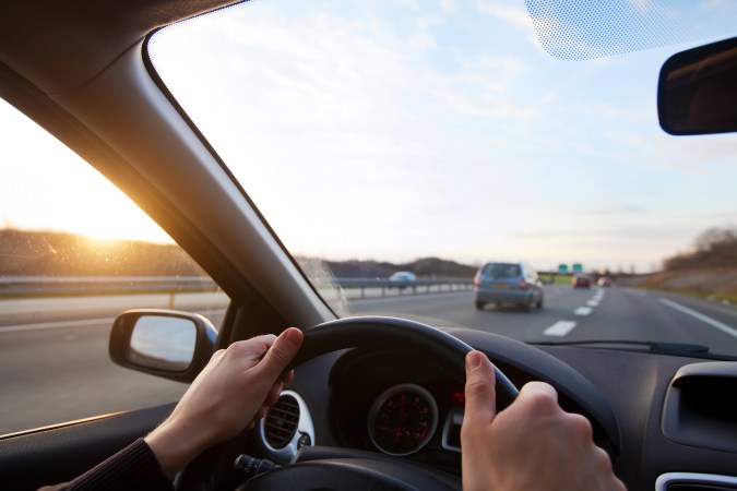 Planean instalar limitadores de velocidad inteligentes en Washington