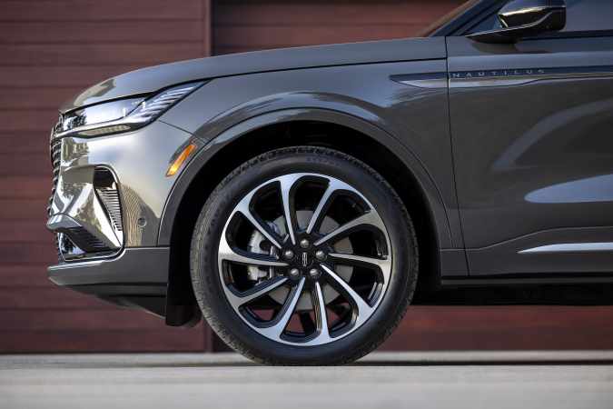 Lincoln Nautilus 2025: el SUV que ofrece tecnología y lujo a precio competitivo