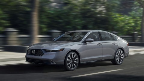 Honda Accord y Accord Hybrid 2025, premiados como los mejores para familias