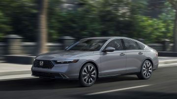 Honda Accord y Accord Hybrid 2025, premiados como los mejores para familias
