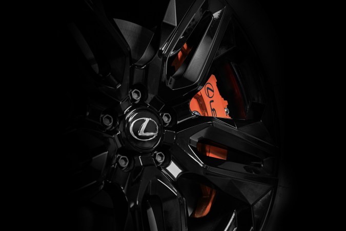 Lexus RX 2025: adiós al híbrido básico, hola a la eficiencia