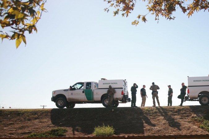 Vehículos del ICE y CBP: cómo identificarlos en EE. UU.