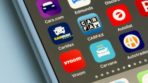 Las 10 mejores webs para comprar autos en E.E.U.U. (2025)