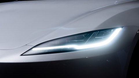 Qué son las luces diurnas en un carro