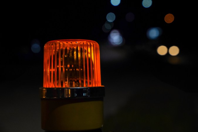 Cómo utilizar correctamente los triángulos de emergencia en la carretera