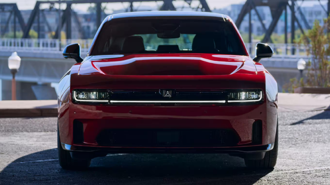 Dodge Charger Daytona EV estará miles de dólares por debajo de su precio, gracias a descuentos.