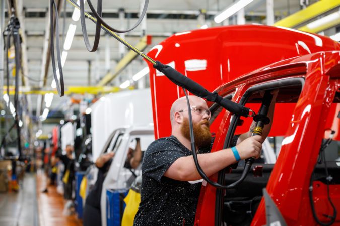 La estrategia que hará a los autos americanos más accesibles en 2025