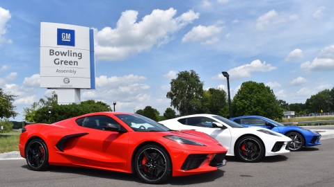 Robo de 8 Corvettes en Kentucky.