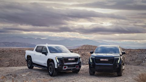 La GMC Sierra EV 2026 se renueva con nuevos paquetes de personalización.