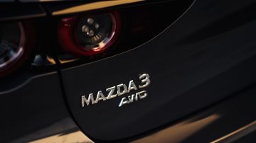 Mazda 3 Carbon Edition: tracción total al mejor precio