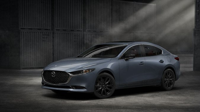 Mazda 3 Carbon Edition: tracción total al mejor precio