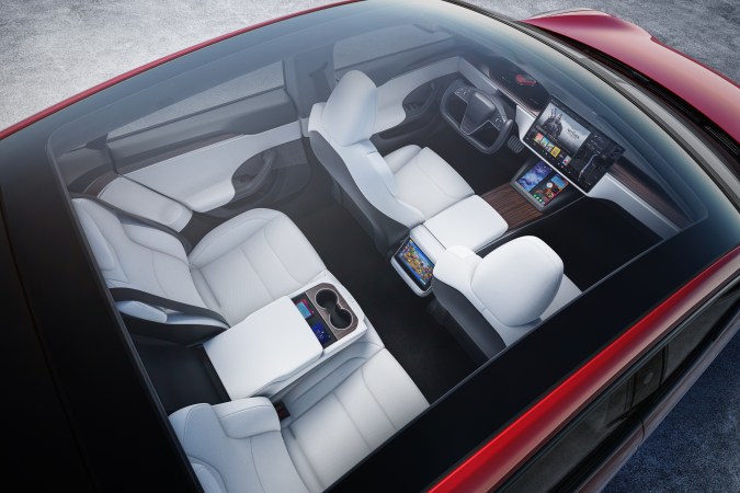 Por qué Donald Trump se compró un nuevo Tesla