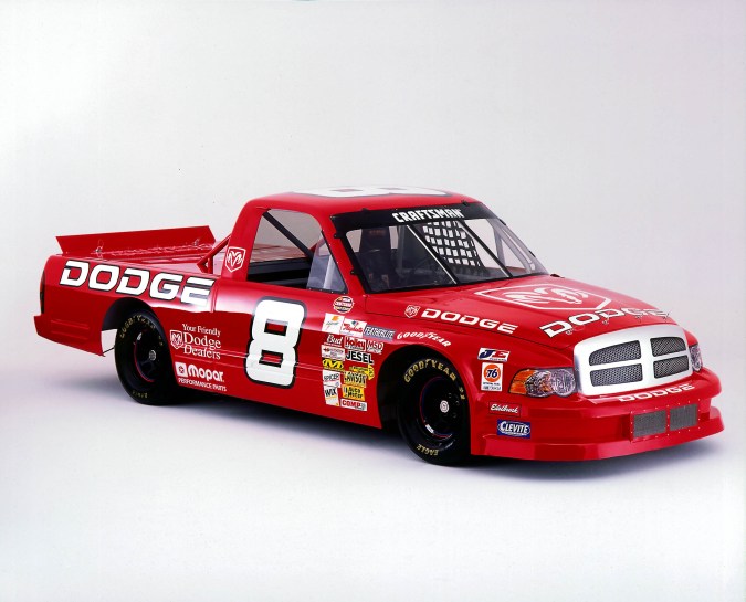 Ram alista su regreso a la NASCAR Truck Series en 2026
