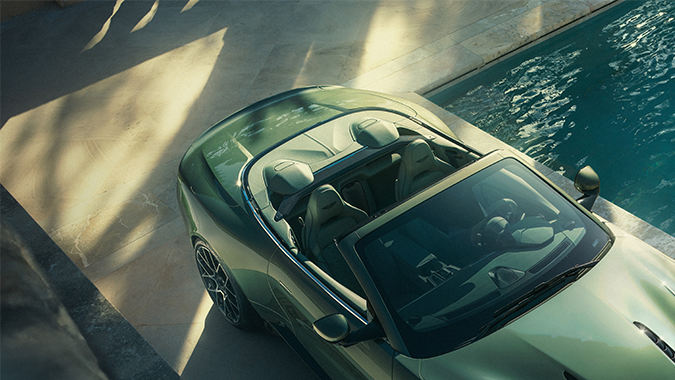 El Aston Martin Vanquish Volante es el descapotable más rápido de la marca.