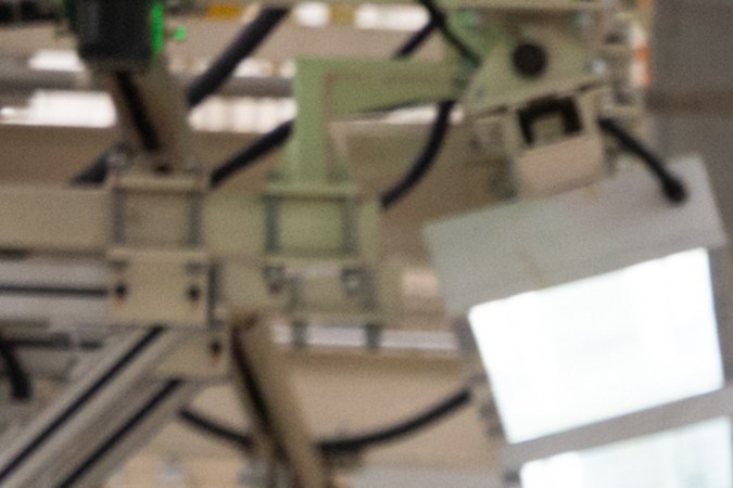 Trump pausa por un mes aranceles a empresas estadounidenses de autos