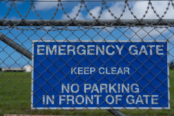 aeropuerto monterrey estacionamiento
