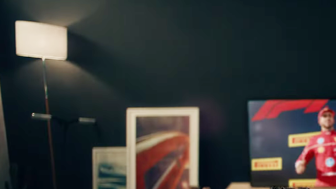Lewis Hamilton protagoniza el tráiler de F1 25.