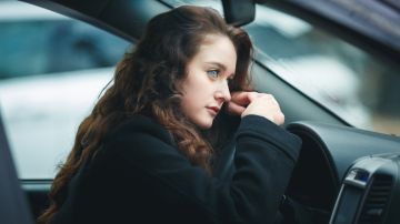 Por qué tu auto huele mal después de llover: cómo solucionarlo