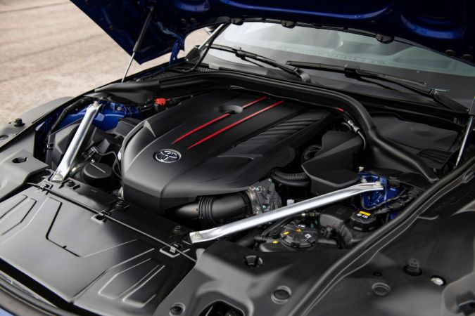 Toyota GR Supra MKV Final Edition 2026 tiene un motor que genera 382 caballos de fuerza.