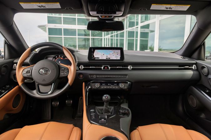 El interior del Toyota GR Supra MKV Final Edition 2026 será exclusivo en dos combinaciones de colores.
