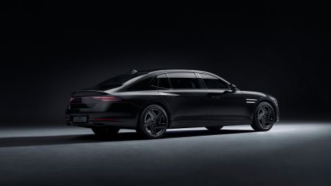 Cuánto cuesta el Genesis G90 Prestige Black