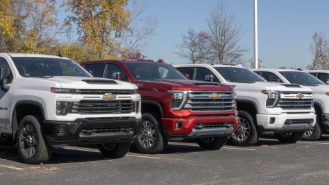 Chevrolet Silverado 1500 en carretera