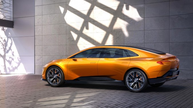 Buick presentó el Electra GS, el nuevo auto de su línea para China.