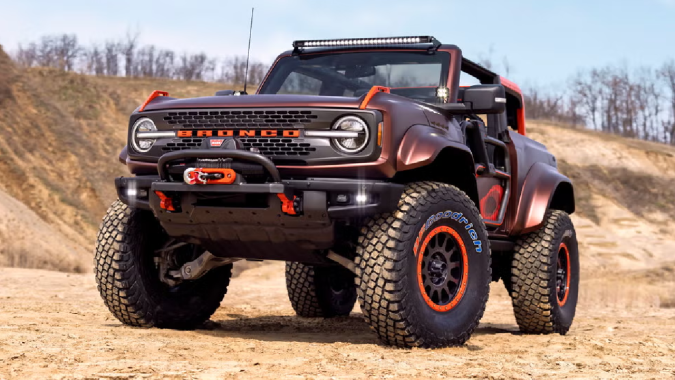 El Ford Bronco Off-Roadeo: Cliffhanger Project Vehicle está pensado para competiciones en el desierto.