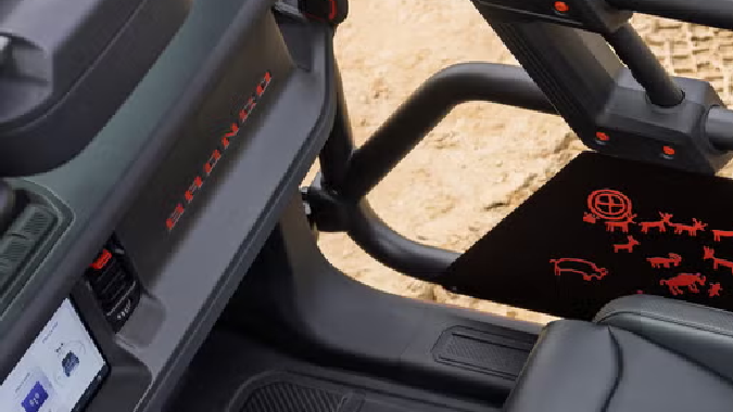 Ford Bronco Off-Roadeo: Cliffhanger Project Vehicle tiene detalles únicos en el interior.