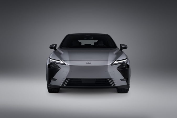 Lexus ES 2026 será vendido en el 2026.