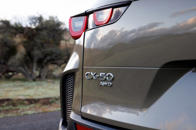 Cuánto cuesta el Mazda CX-50