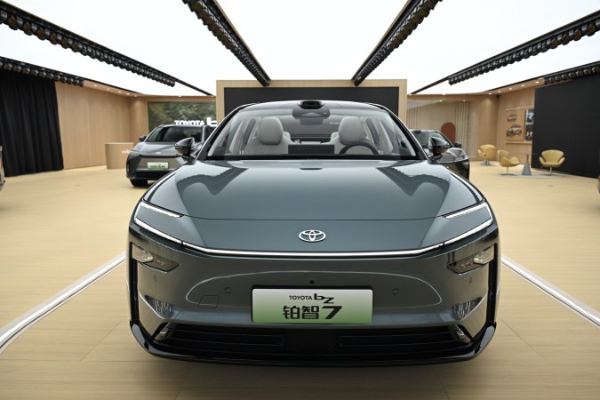 Toyota bZ7 será vendido solamente para el mercado chino.