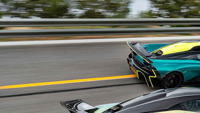 El Aston Martin Valhalla saldrá a la venta en el segundo semestre de 2025.