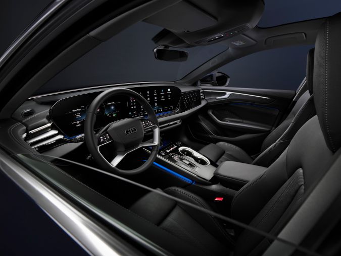 El Audi A6 sedán 2026 tiene un habitáculo cómodo y espacioso.