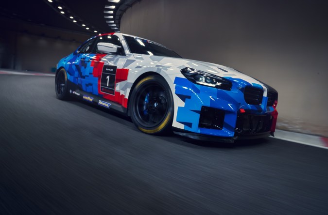 BMW M2 Racing tiene una conducción excepcional para pista.