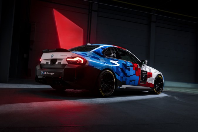 BMW M2 Racing estará disponible para los equipos privados de carrera.
