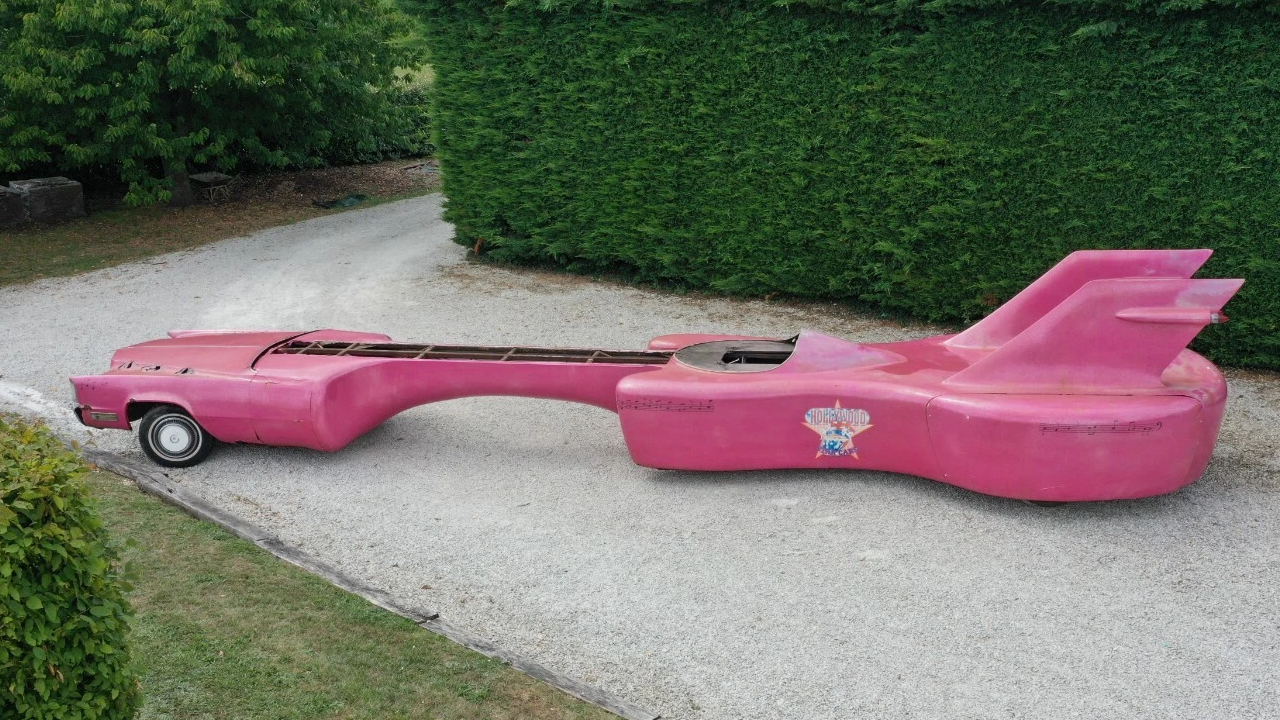 El Cadillac Eldorado Elvis “Guitar Car” está a la venta para su restauración.