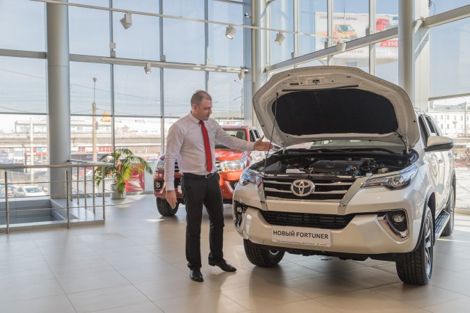 cambiar un auto viejo por uno nuevo en Toyota