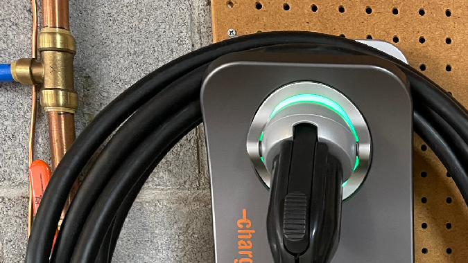 Cualquier casa, edificio o lugar público se puede adaptar el Cargador para autos eléctricos ChargePoint HomeFlex.