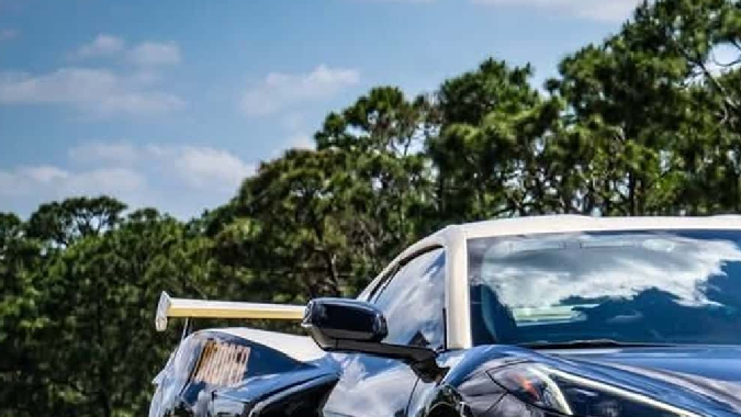 El Corvette C8 de la Florida Highway Patrol está preparado para la persecución en carretera.