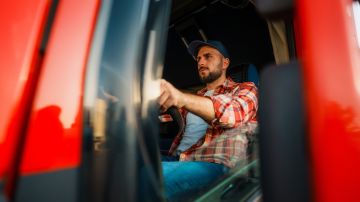 empresas que contratan camiones para trabajar​