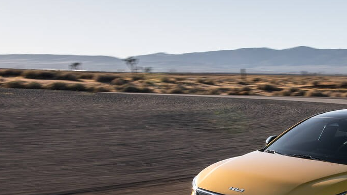 El Kia K4 Hatchback 2026 es más corto que el sedán pero mantiene el espacio interior.